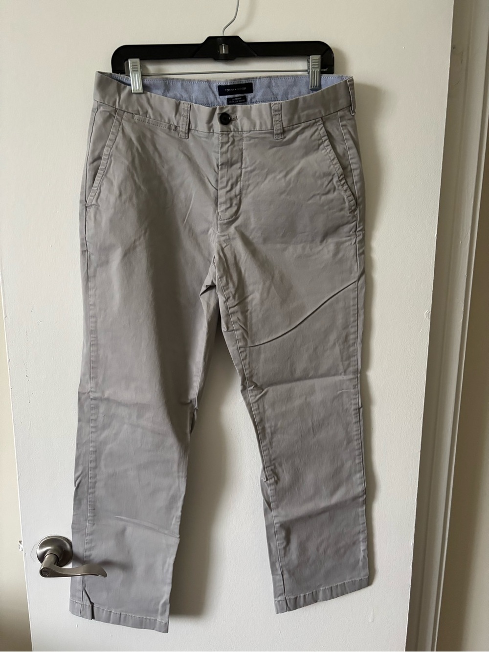 Tommy Hilfiger Men's Light Gray Chino Pants